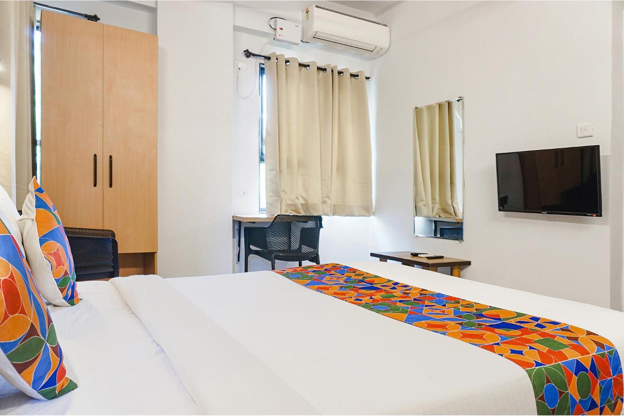 Fabhotel Aura Homes - Nr Khandoba Mandir Pimpri-Chinchwad Extérieur photo
