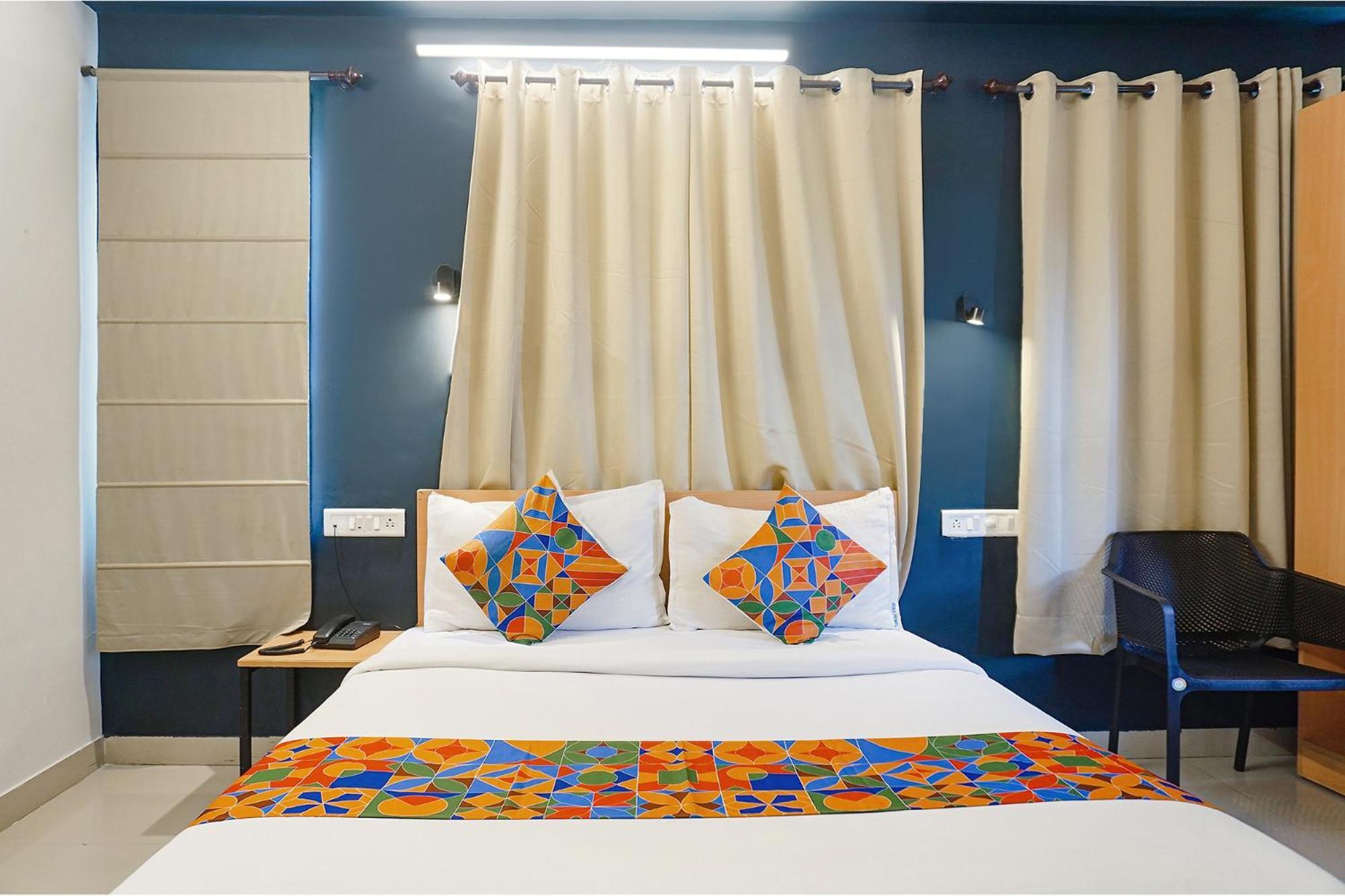 Fabhotel Aura Homes - Nr Khandoba Mandir Pimpri-Chinchwad Extérieur photo